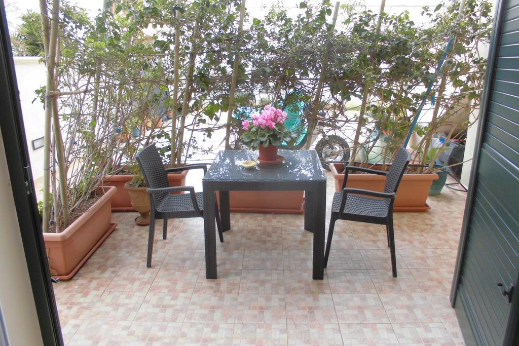 Araucaria Bed & Breakfast Torre San Giovanni Ugento Room photo