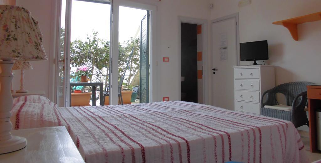 Araucaria Bed & Breakfast Torre San Giovanni Ugento Room photo